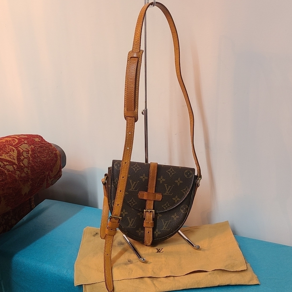 RETIRED Louis Vuitton Chantilly PM Bag